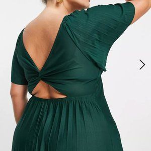 ASOS DESIGN Curve pleated twist back cap sleeve maxi dress in forest green